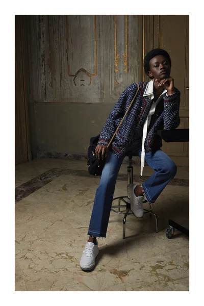 Look 11
